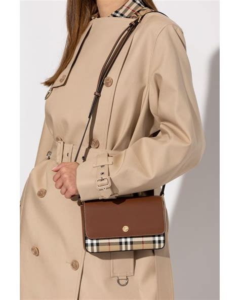 burberry hampshire leather shoulder bag|burberry front zip shoulder bags.